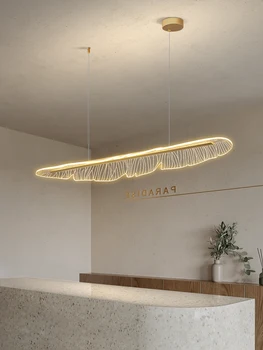 2023 Новая золотая простая современная светодиодная люстра Feather Glow для гостиной, потолочный светильник в вестибюле отеля