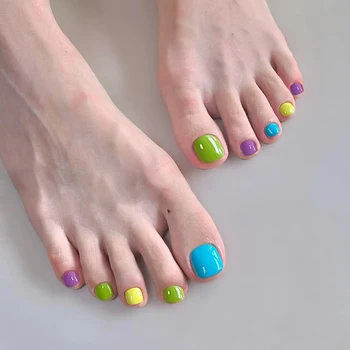 Летние красочные короткие накладные ногти на ногах, легкие и легко наклеиваемые накладные ногти для маникюрного салона для женщин и девочек